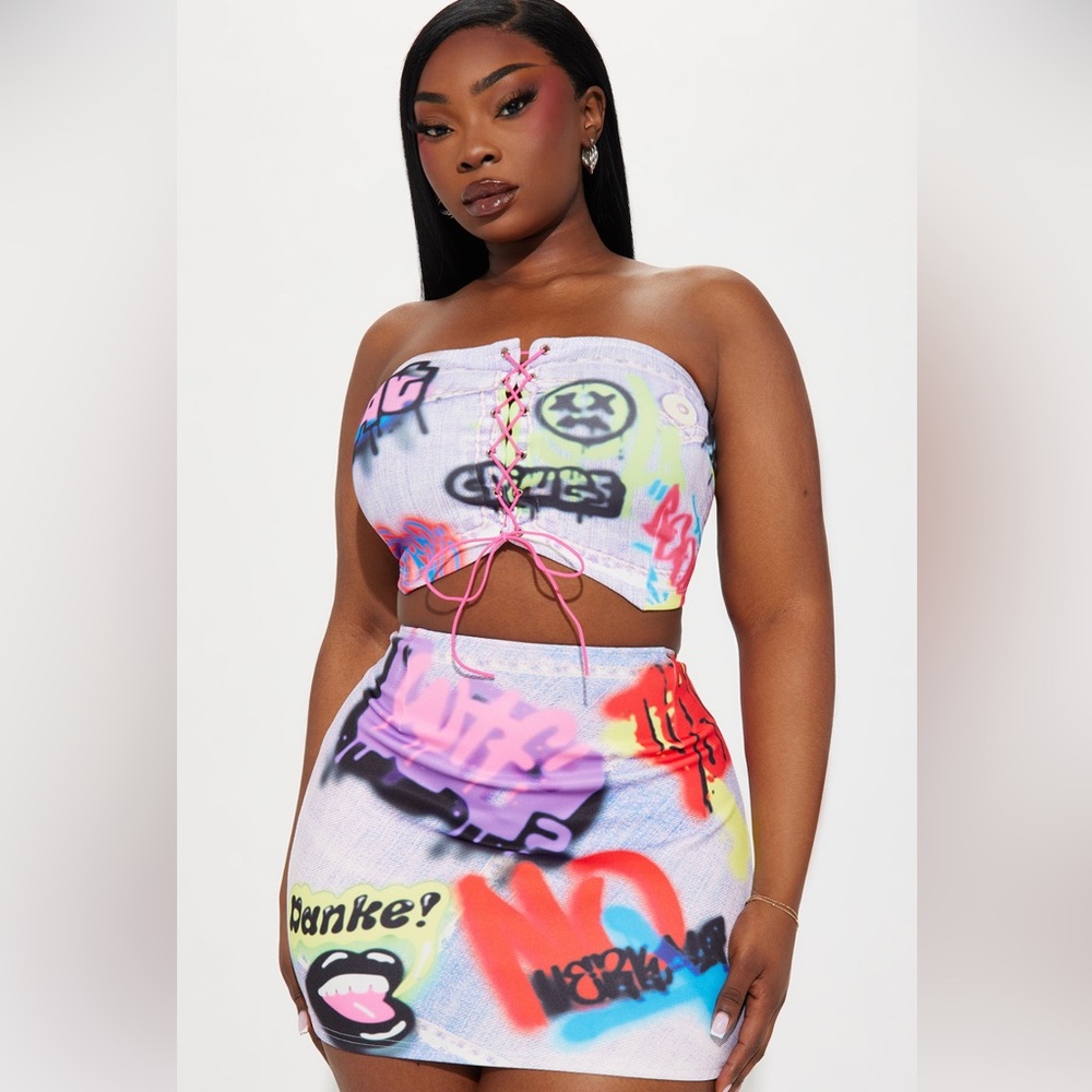 •Graffiti Over Everything• Graffiti Two Piece Skirt and Top Set New
